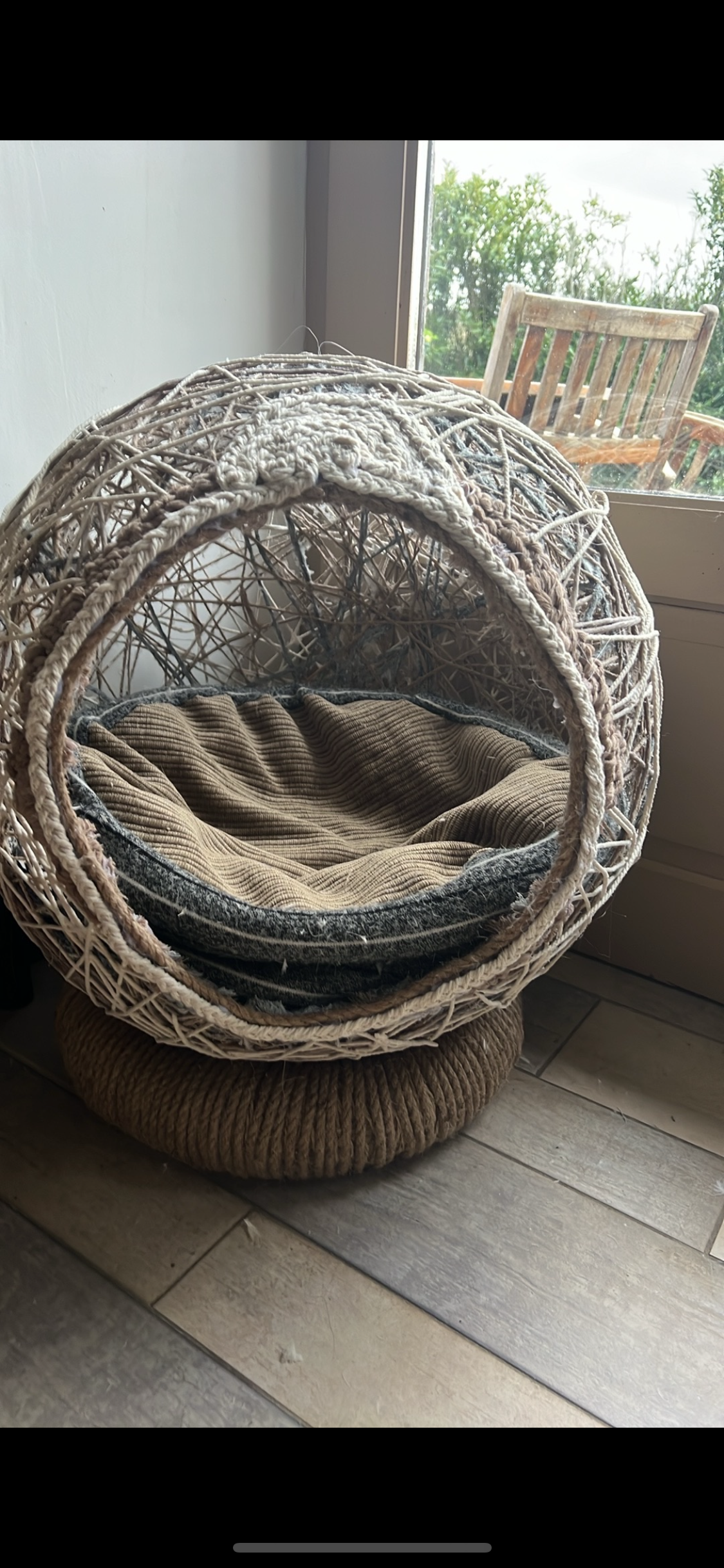 Panier douillet pour chat