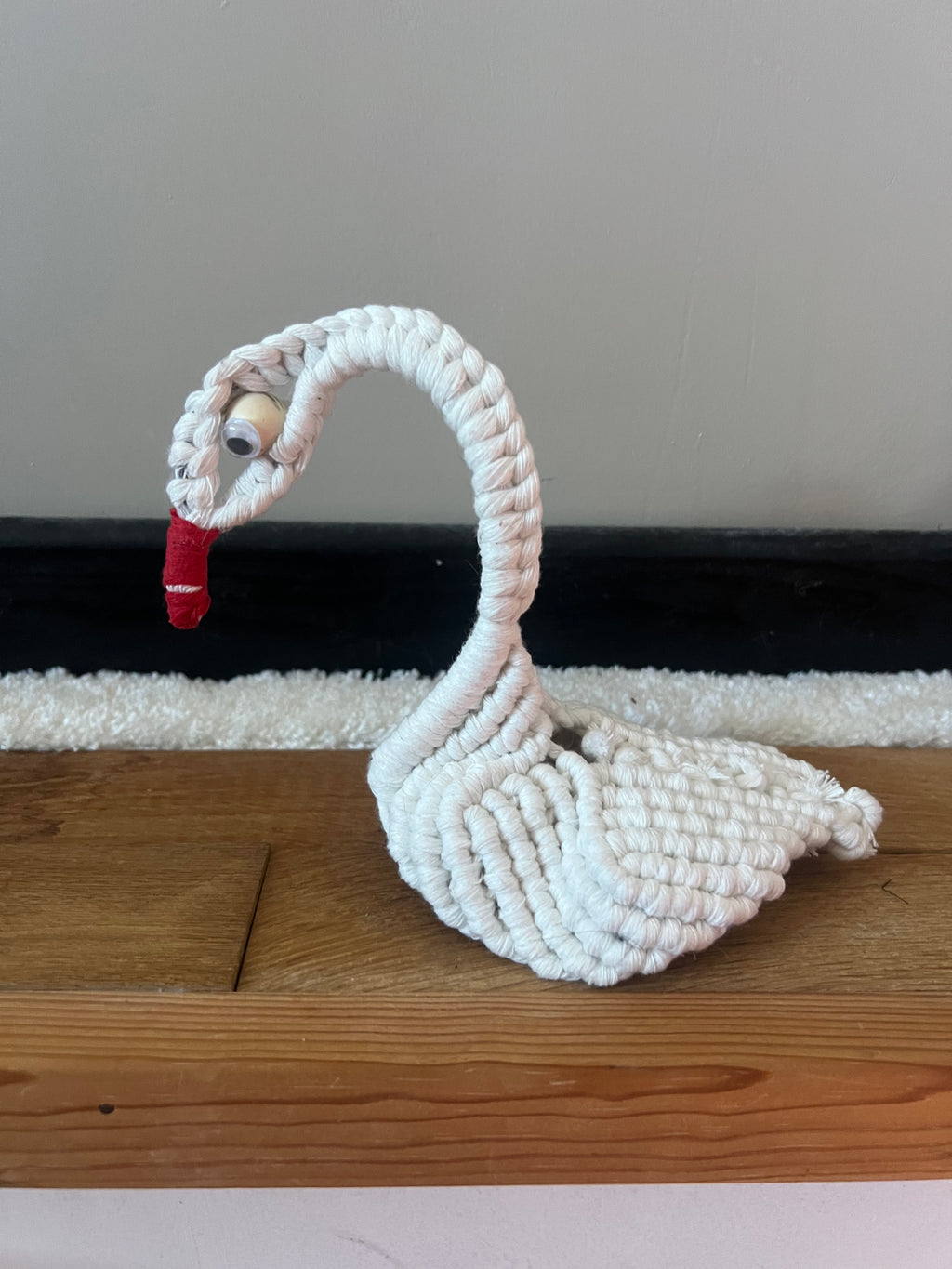 Cygnes noirs ou blancs