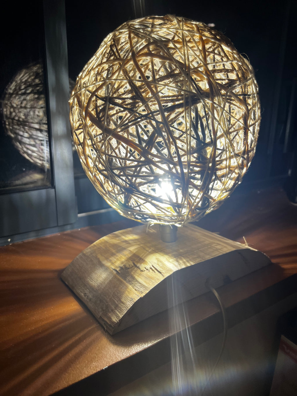 Lampe de chevet artisanale en bois et en coton - Fait main en France